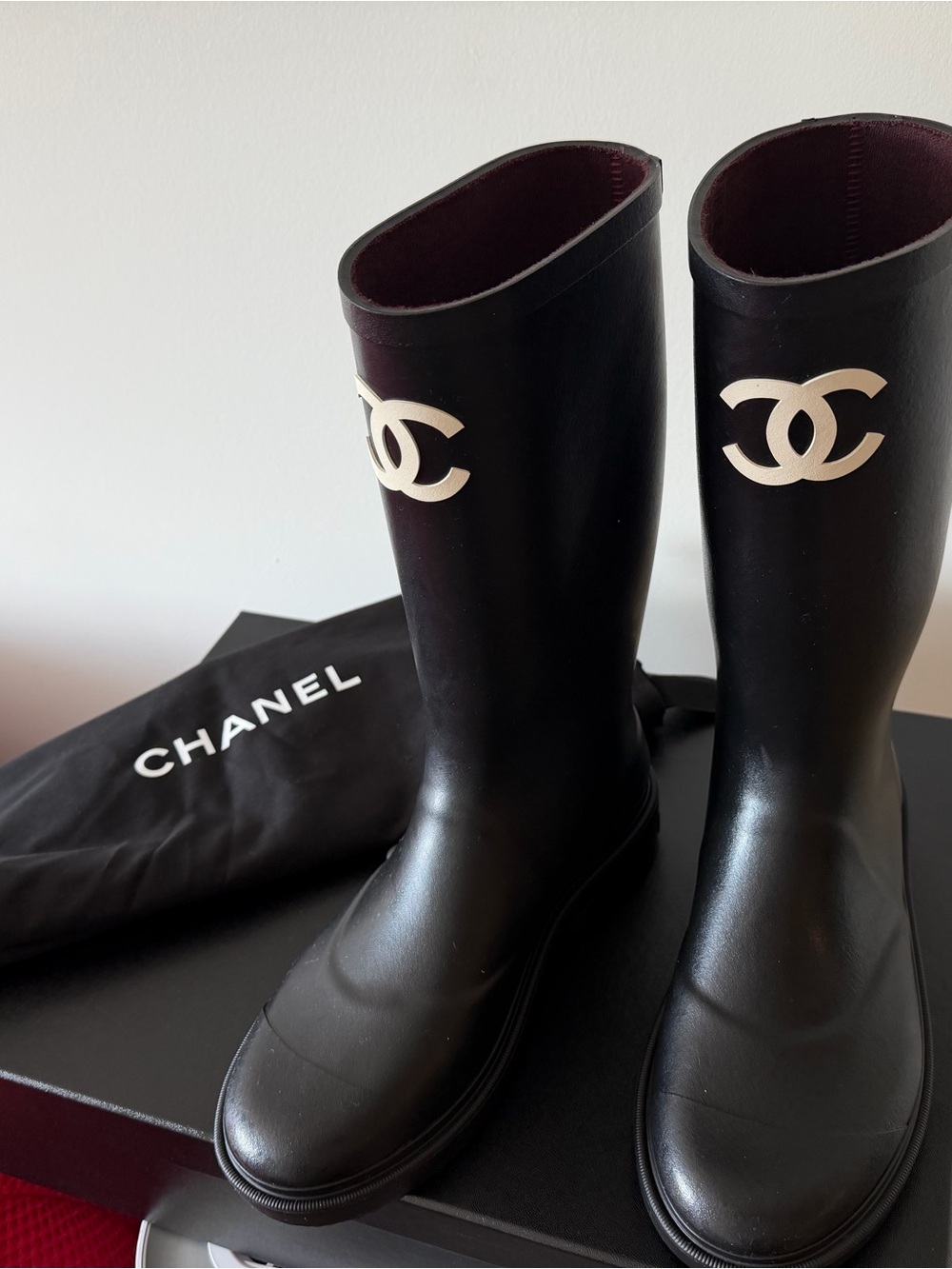 Chanel Black Logo Rain Boots - Signature CC Detail - Picture 2 of 3